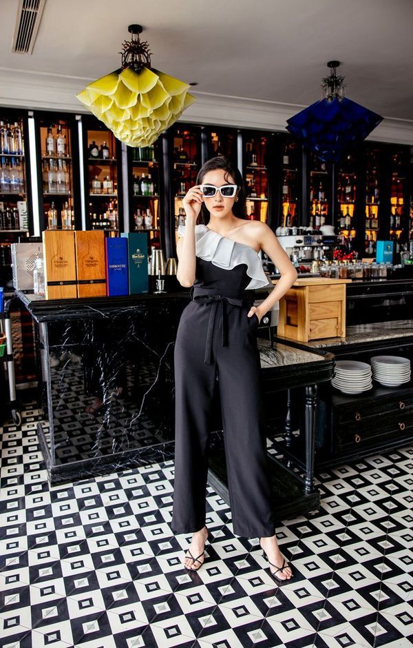 Jumpsuit là gì? Khám phá item tôn dáng cực hot cho phái đẹp