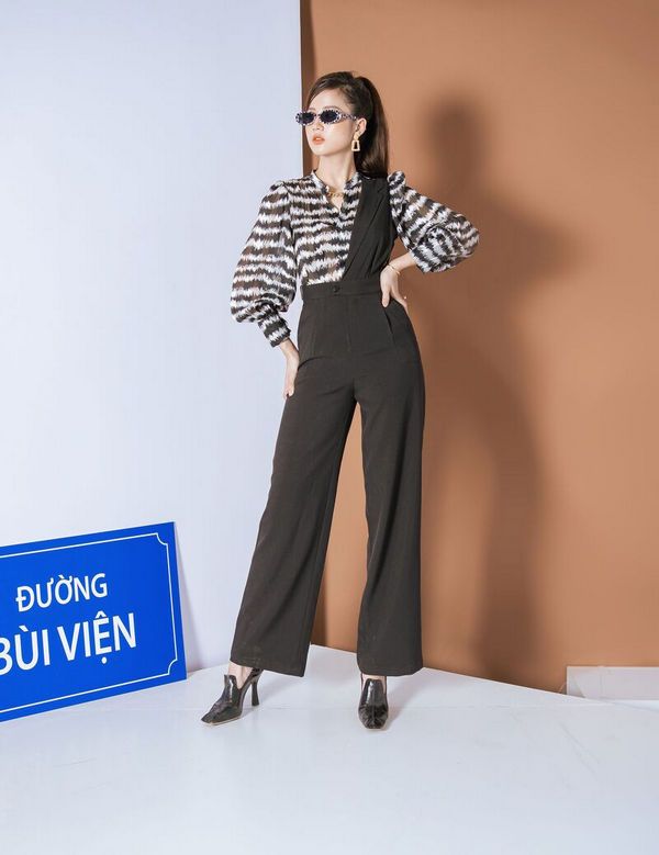 Jumpsuit là gì? Khám phá item tôn dáng cực hot cho phái đẹp