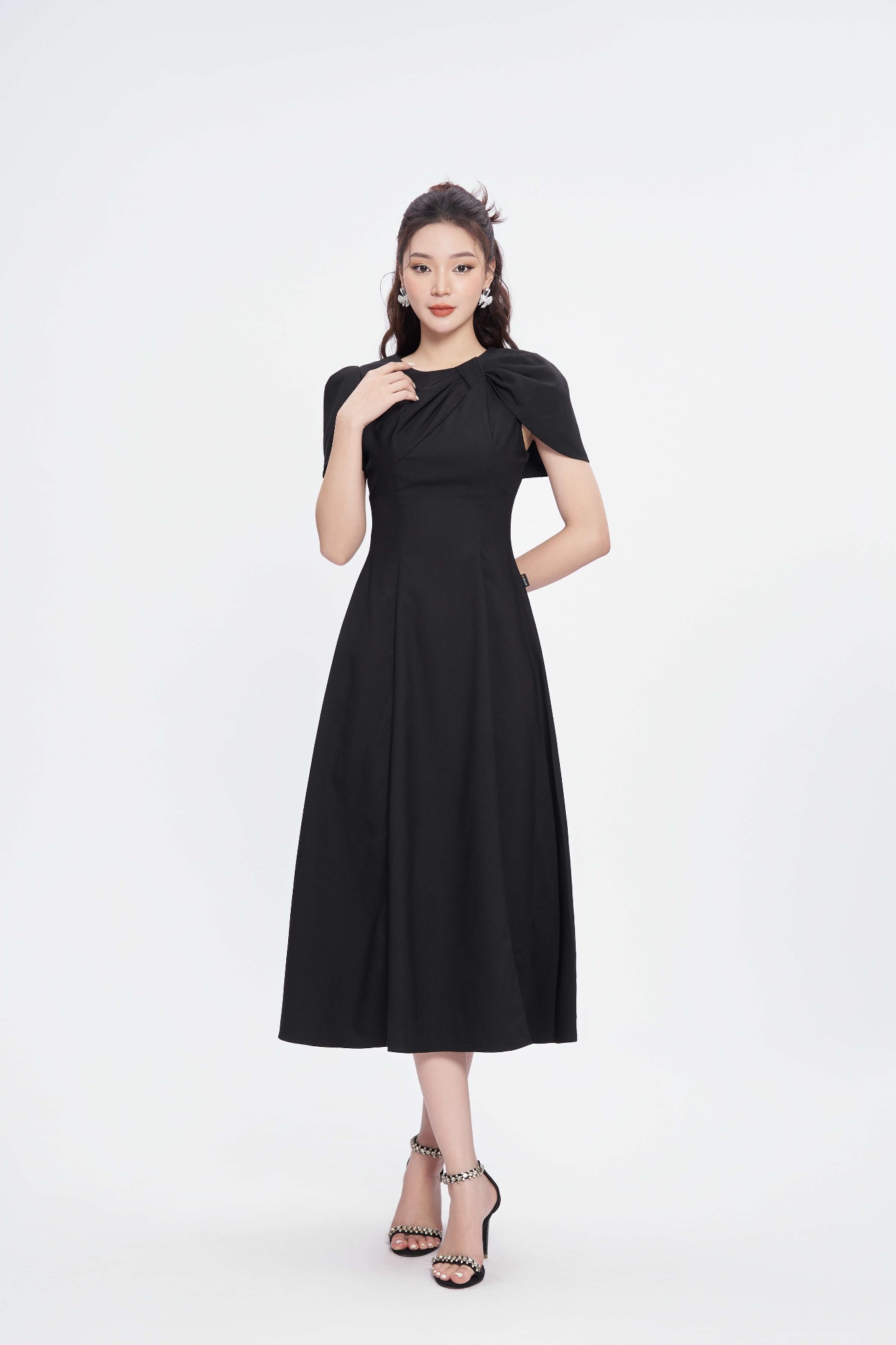 Váy body cỏ V nhũ may 2 lớp V1731 - Mimo Shop phân phối chính thức (kèm ảnh  thật sp shop tự chụp) | Shopee Việt Nam