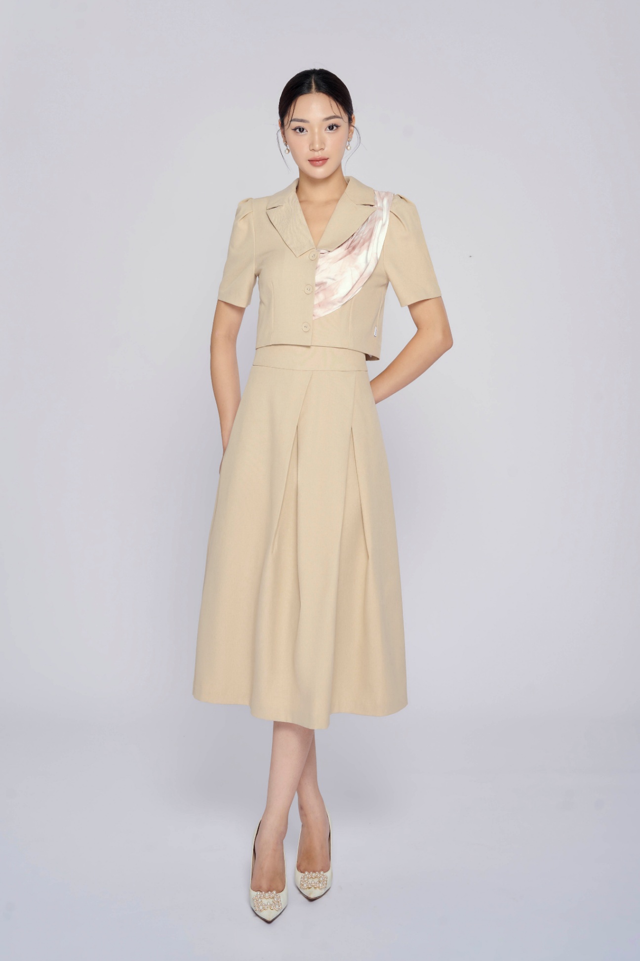 Chân váy xòe kết hợp với áo gì cho nàng chuẩn xinh | ELLY - TOP 10 Thương  Hiệu Nổi Tiếng Việt Nam