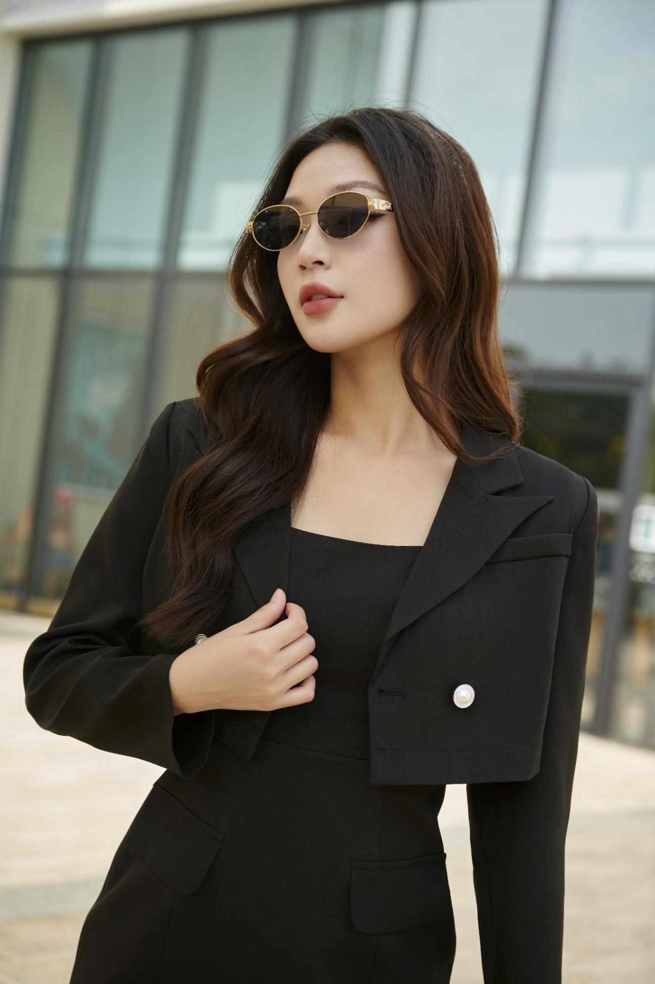 Set blazer ngắn + Váy A 4085 – William Boutique