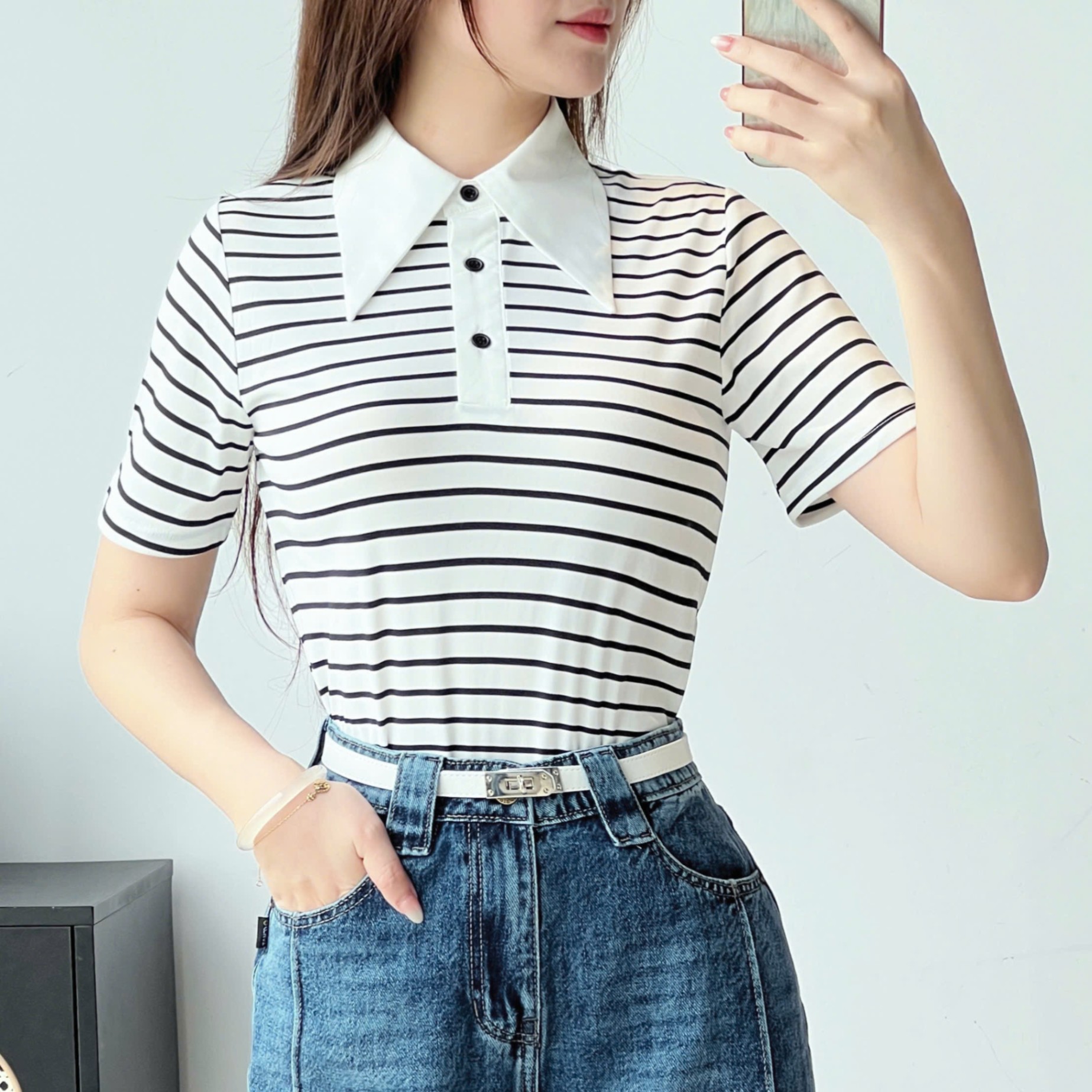 Áo thun cổ đức Elegant
