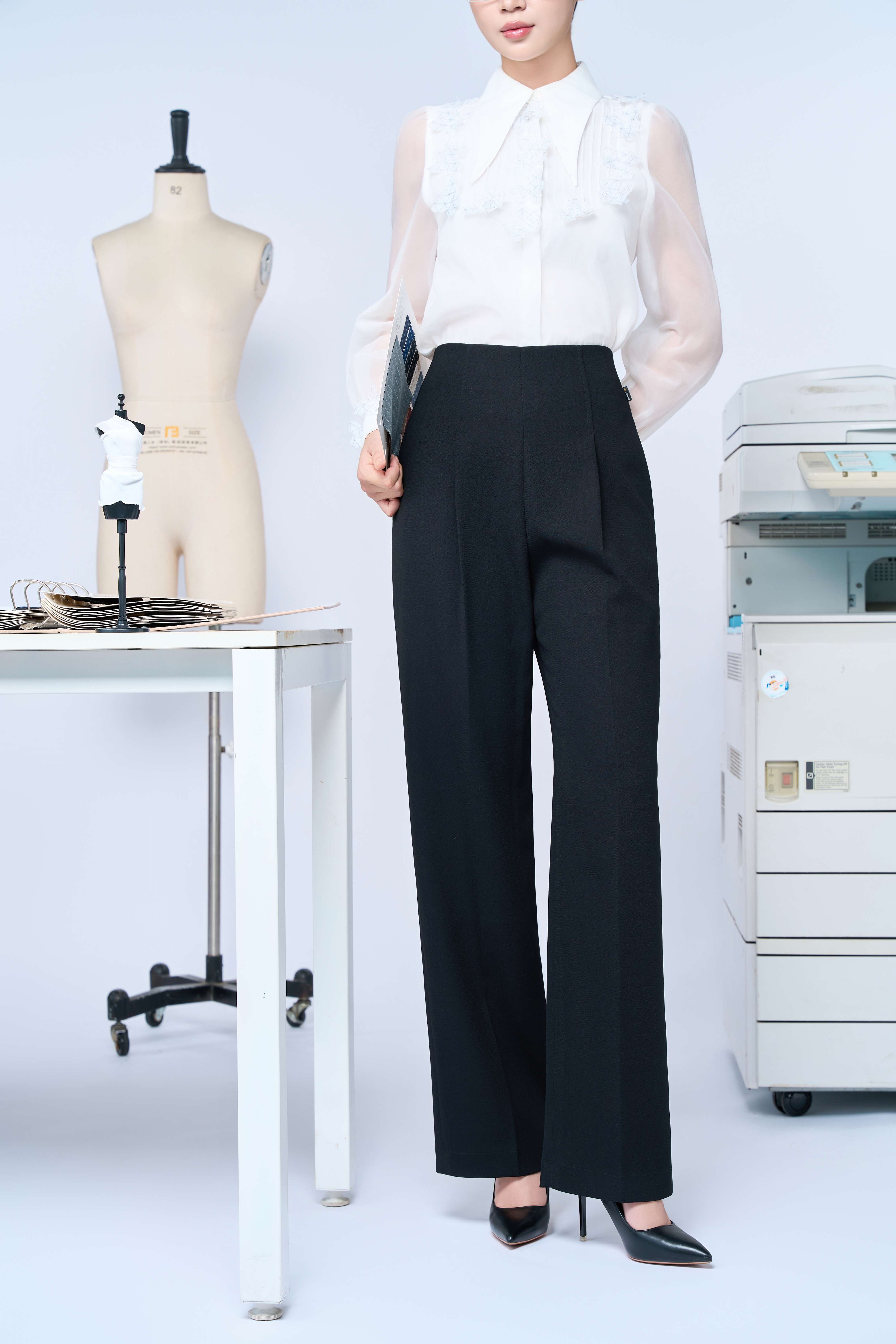 Quần cạp cao ống đứng