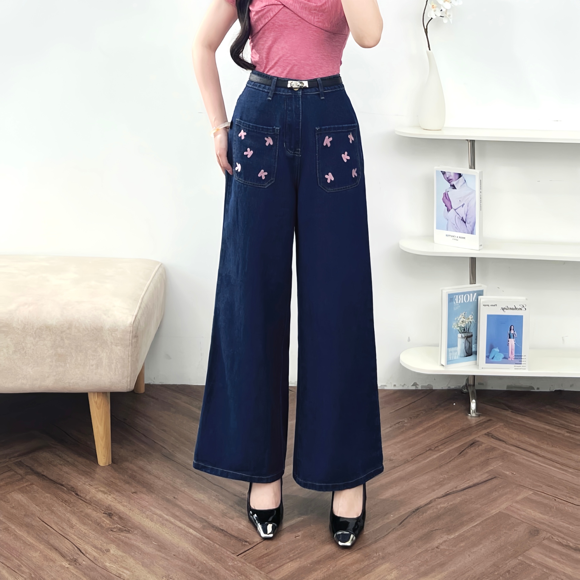 Quần jeans suông chữ K