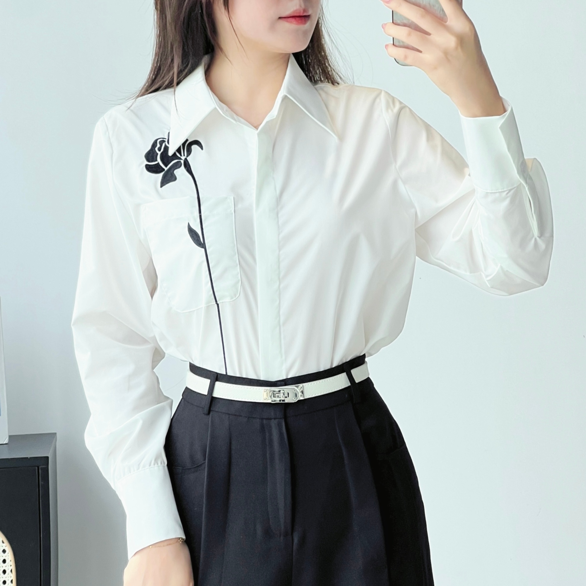 Sơ mi basic Lusia