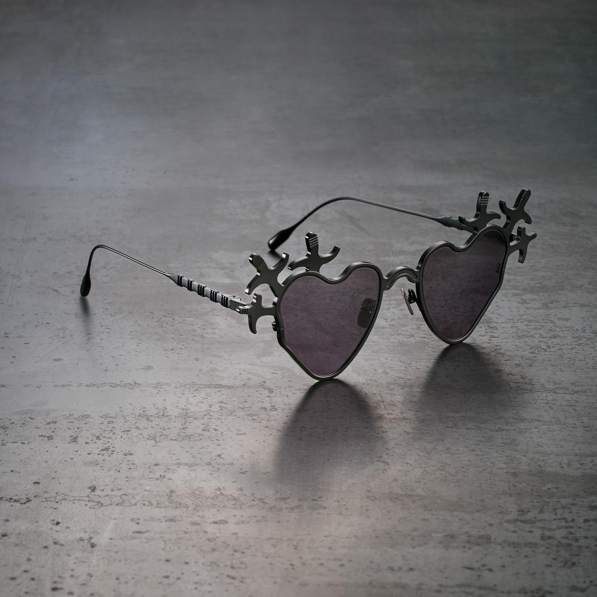 AMOUR