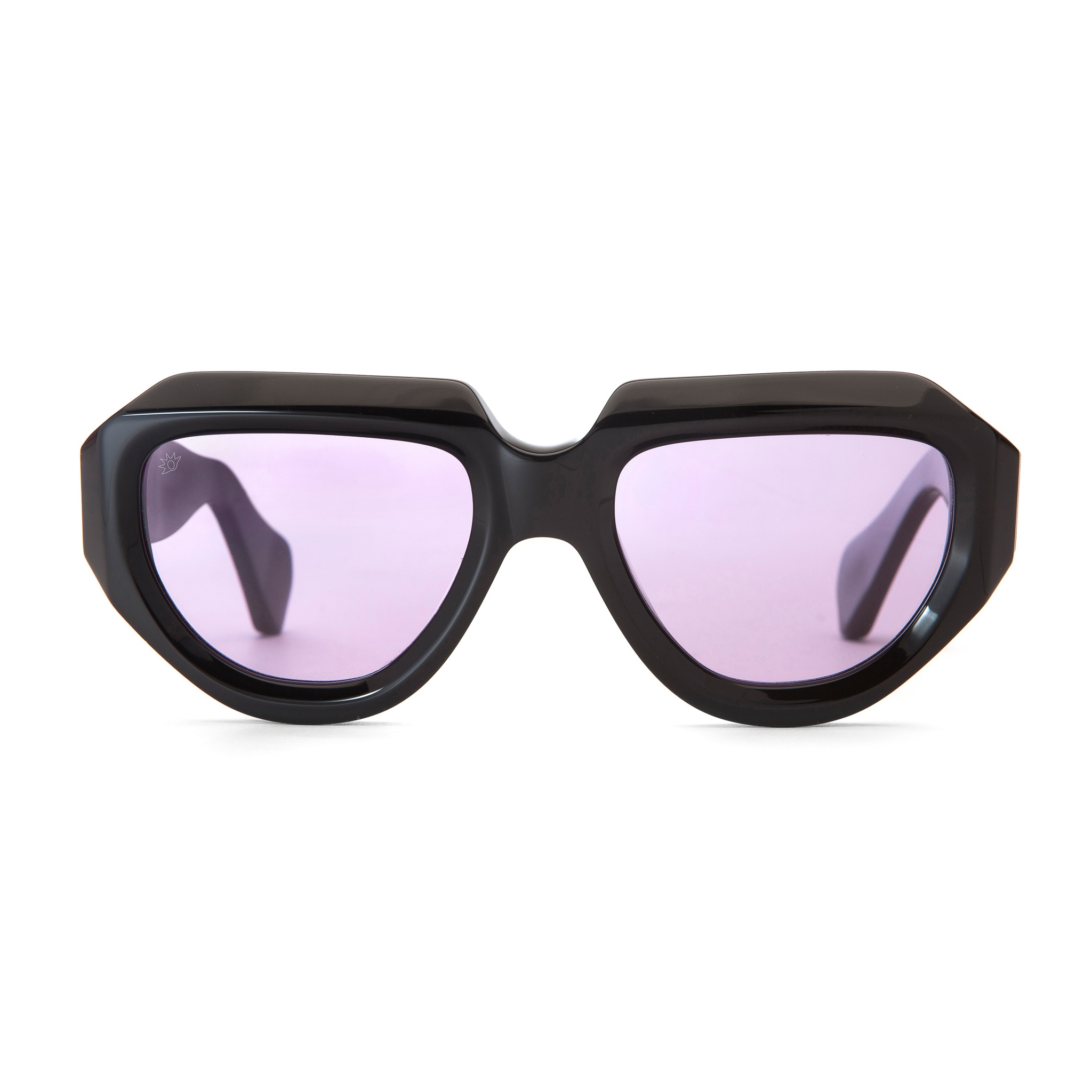 SM003