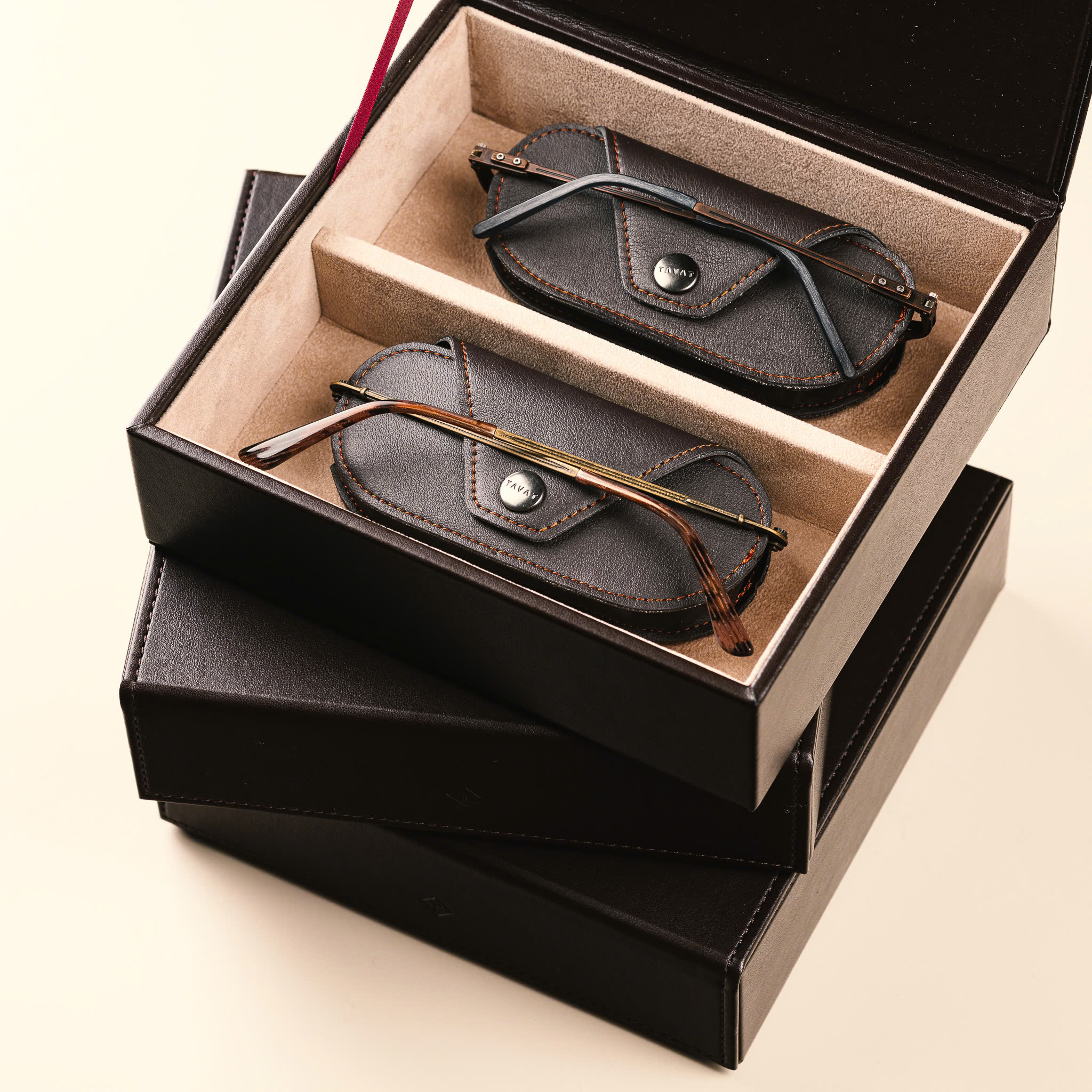 COLLECTOR'S TRAY | ACCS201