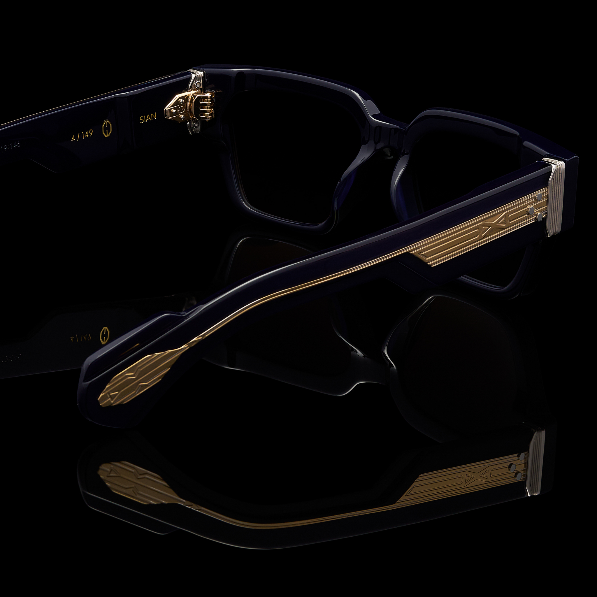 SIAN_SIAN_THENRI_Blue_Designer_Sunglasses_Creative_046.jpg