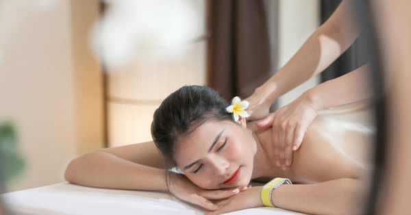 Massage Onsen là gì? Lợi ích tuyệt vời của massage onsen