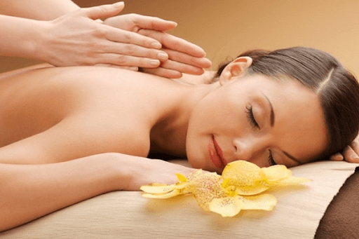 Hương Sen Massage chăm sóc sức khỏe cho mọi lứa tuổi