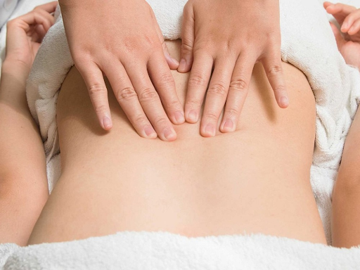 Bấm được coi là khó nhất trong các kỹ thuật massage body