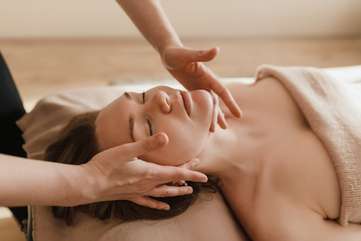 Massage Nhật Bản được biết đến với hiệu quả thần kỳ