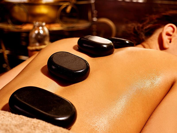 cac-loai-massage-tri-lieu-4.png