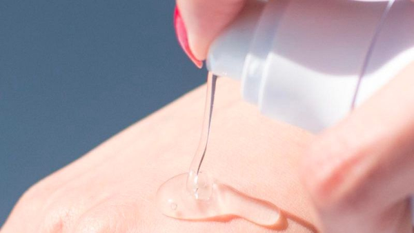 Sử dụng gel bôi trơn có giúp giảm âm thanh xì hơi không?