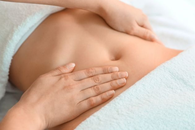 Phụ nữ đang trong thời kỳ kinh nguyệt có nên đi massage không?