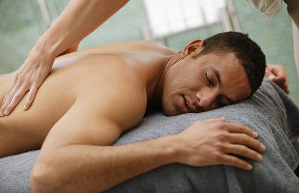 massage-nuru-minh-khai-1.png