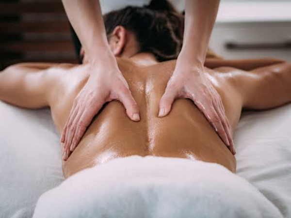 massage-nuru-pho-dong-xuan-1.png