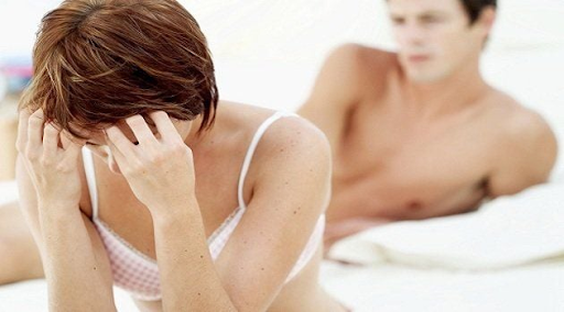 Có nên quan hệ lần đầu khi còn là học sinh, sinh viên?