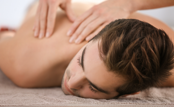 Liệu trình massage body kết hợp bấm huyệt xua tan mệt mỏi hiệu quả