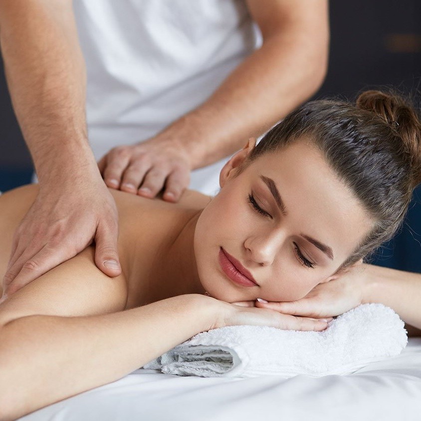 Massage body và massage trị liệu: Nên chọn liệu trình nào?