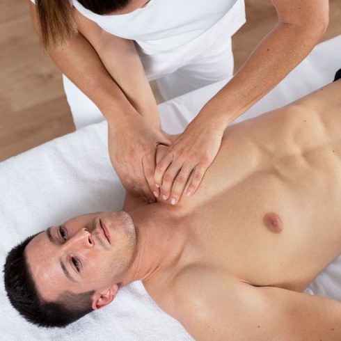 Góc review: Đến spa massage nuru Lê Hồng Phong nào uy tín?