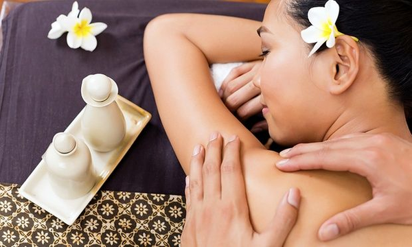 massage-nuru-hoa-bang-1.png