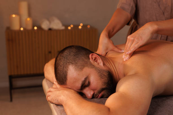 Dịch vụ massage nuru Lò Đúc giá tốt đặt lịch ngay hôm nay