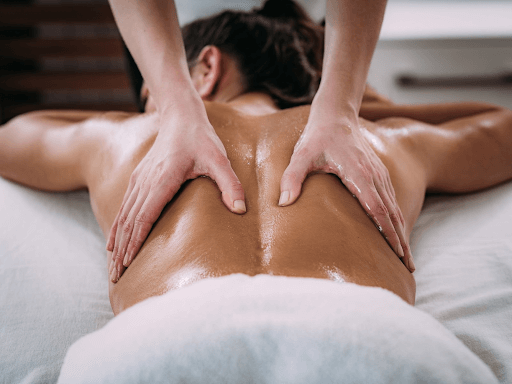 Massage nuru Osaka – Nghệ thuật thư giãn Nhật Bản