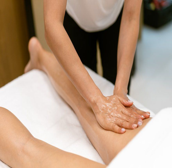 massage-nuru-phuong-thanh-thai-2.png