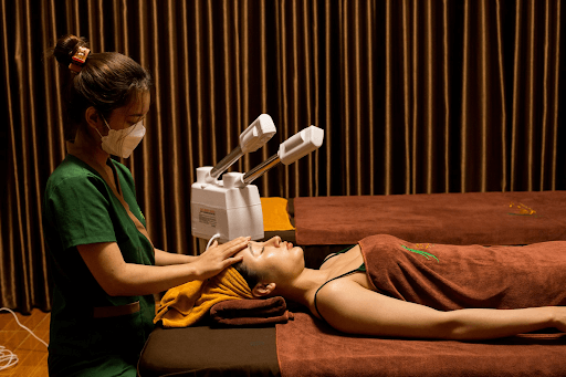 Massage phường Mễ Trì