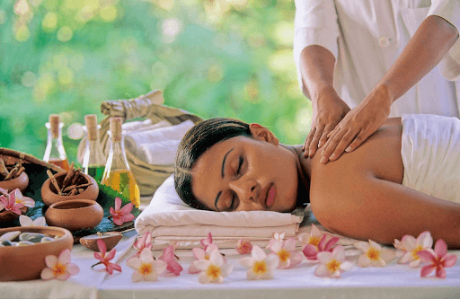 Mát xa khu vực đông ngạc - Tái tạo năng lượng