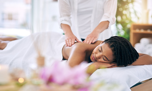 Mát xa khu vực lĩnh nam phục hồi thể trạng