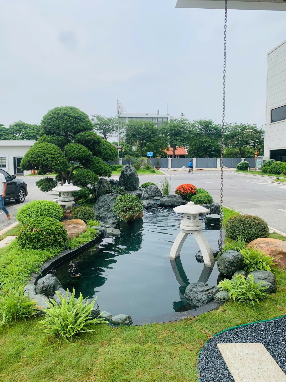 Bãi cỏ tự nhiên cũng được Jingarden.vn đưa vào dự án này
