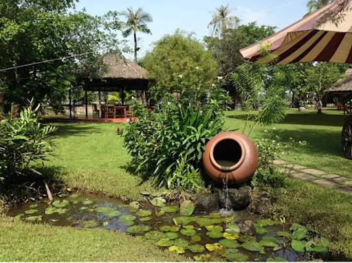 Sân vườn phong cách đồng quê nhẹ nhàng
