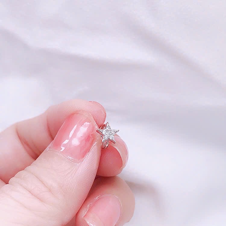 Khuyên bấm mini trăng sao ĐK 6mm Z09