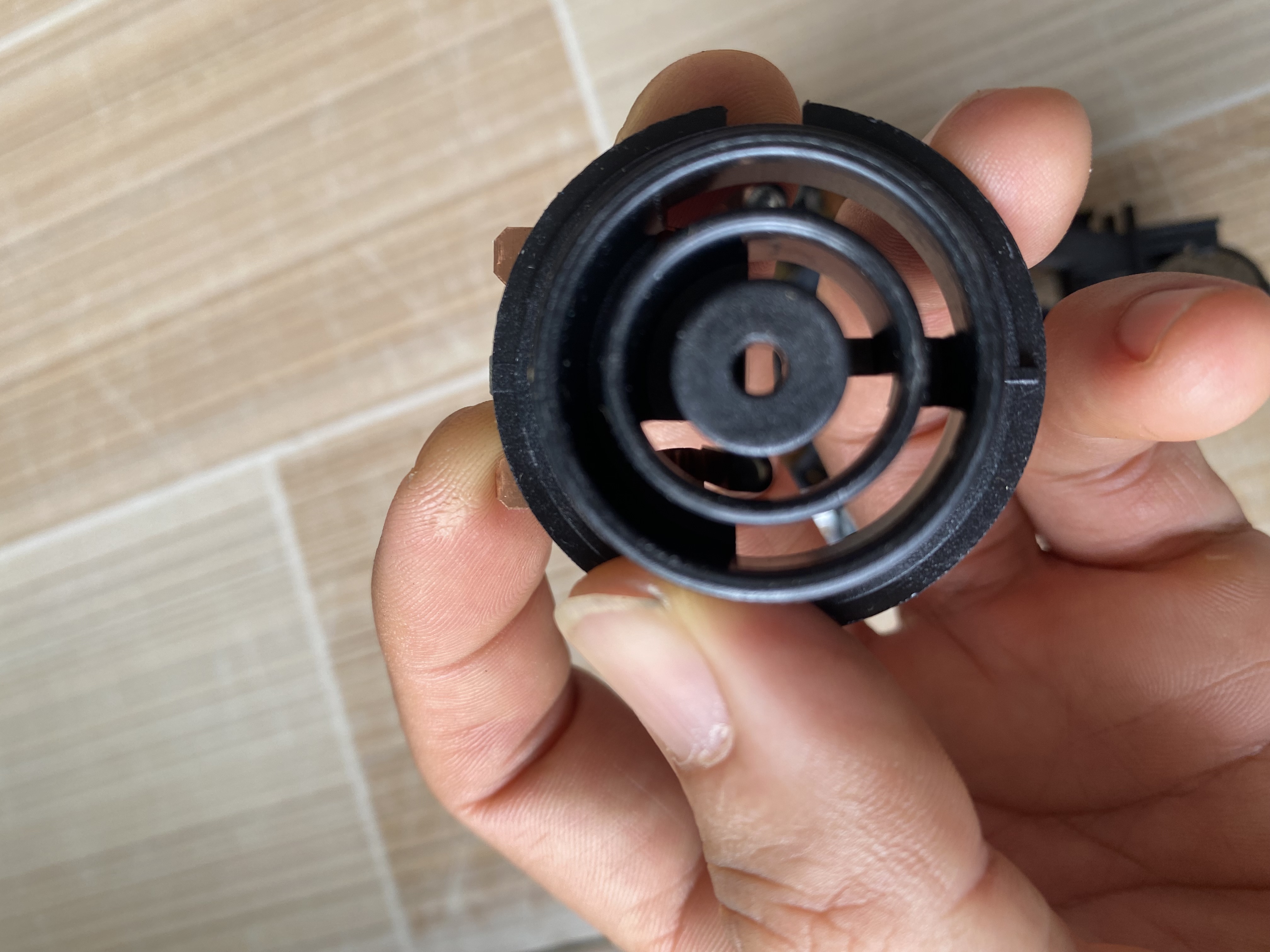 Bộ chân ấm siêu tốc 2 vòng bát chữ nhật công tắc đuôi