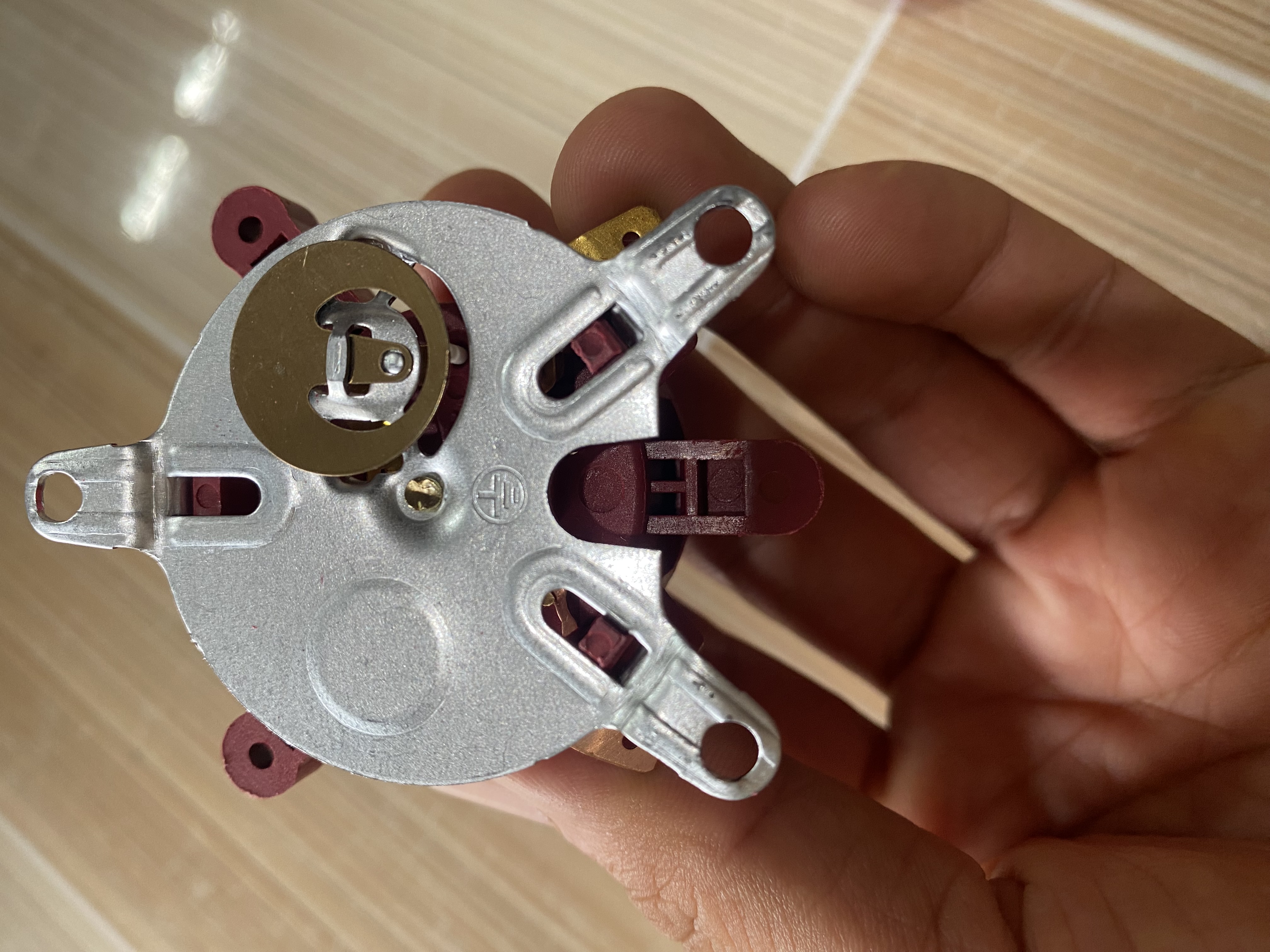 Cặp chân ấm và chân đế ấm siêu tốc loại tốt HTY