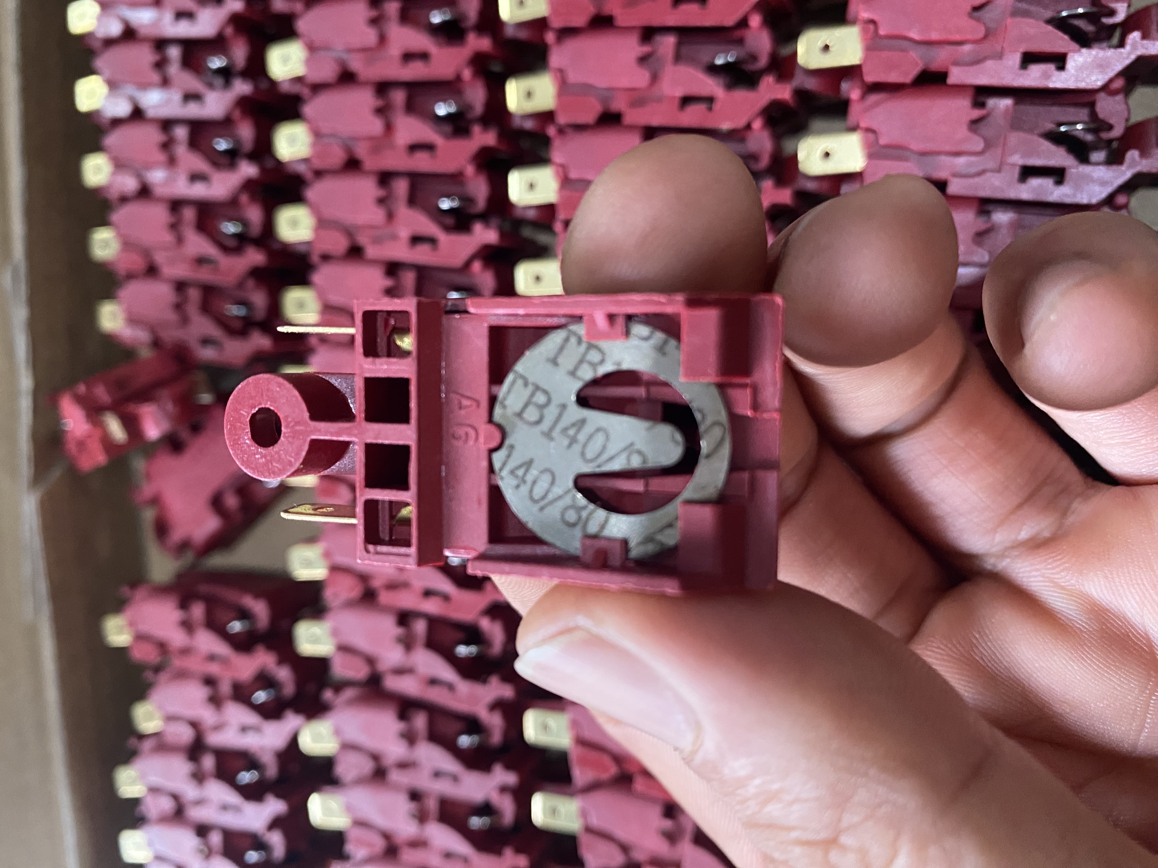 Công tắc ấm siêu tốc loại tốt 30A - 850 độ c HTY