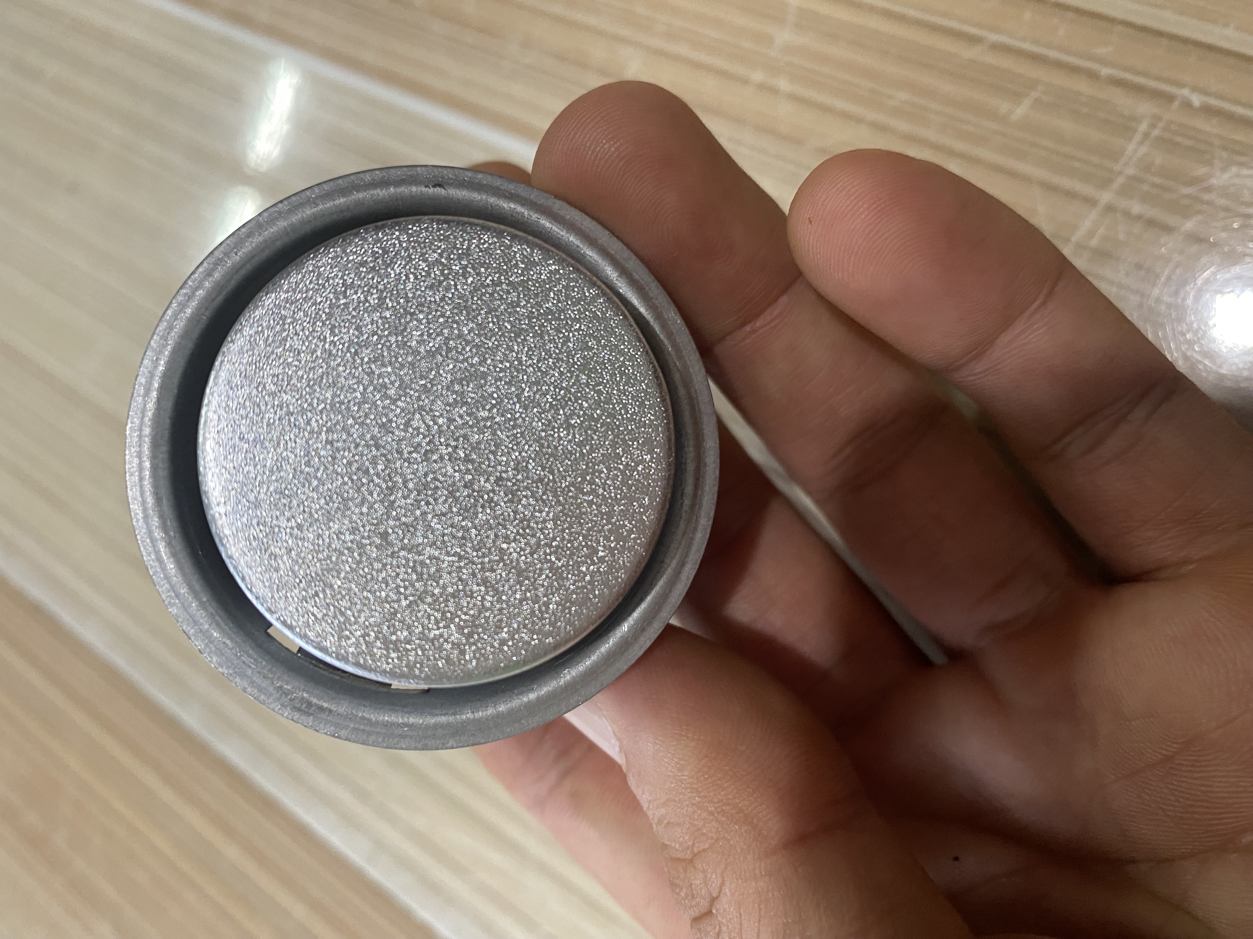 Rún tự động nồi cơm hộp đỏ mặt vàng