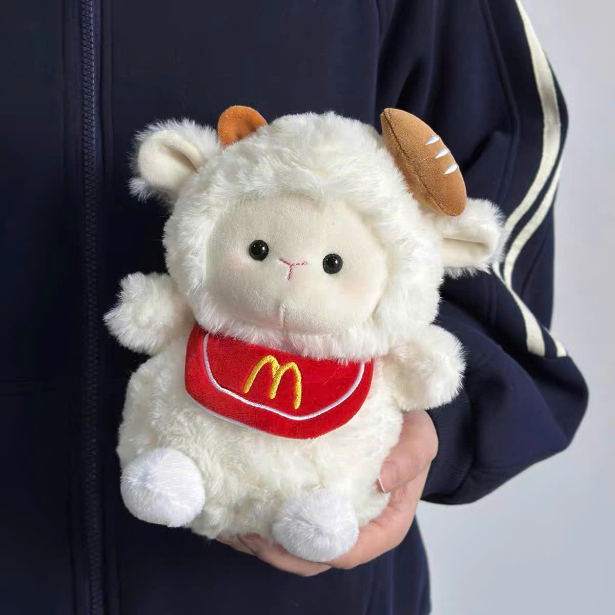 GN Cừu Đeo Yếm McDonald