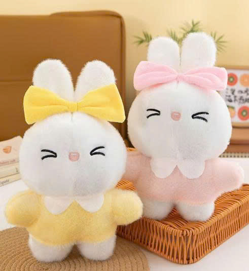GN Thỏ Mắt Híp Đầu Nơ