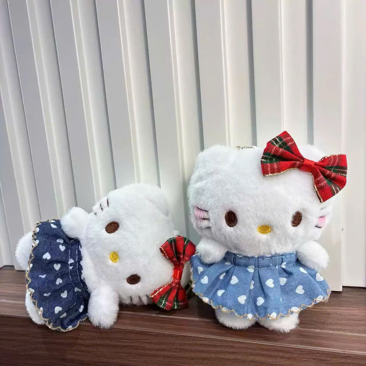 MK Kitty Váy Yếm Jean