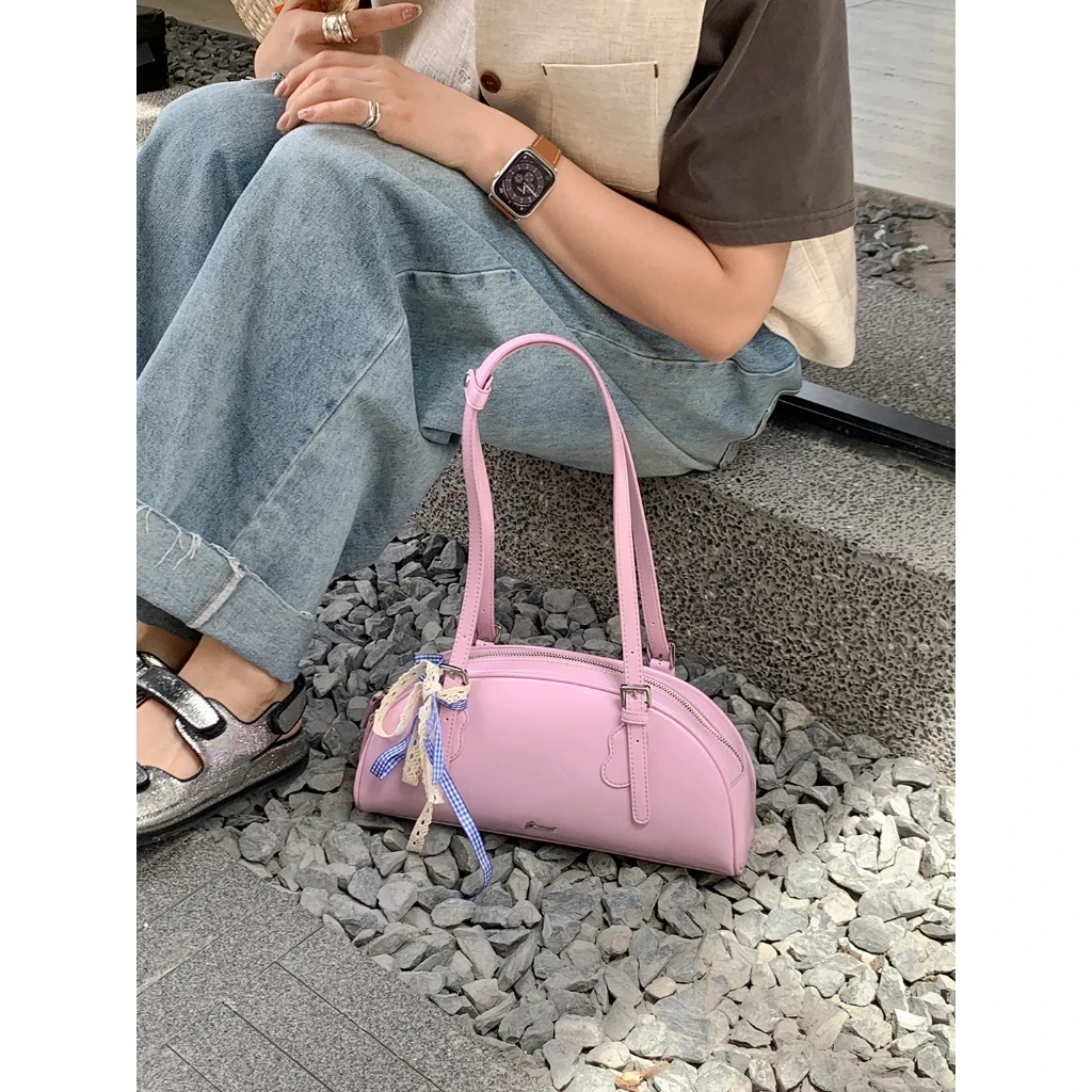 Túi xách MICOCAH Chubby cá tính size trung M584 Tina Shop