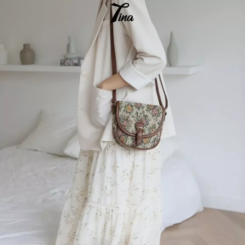 Túi nữ vải hoa Floris cổ điển đeo chéo TX104