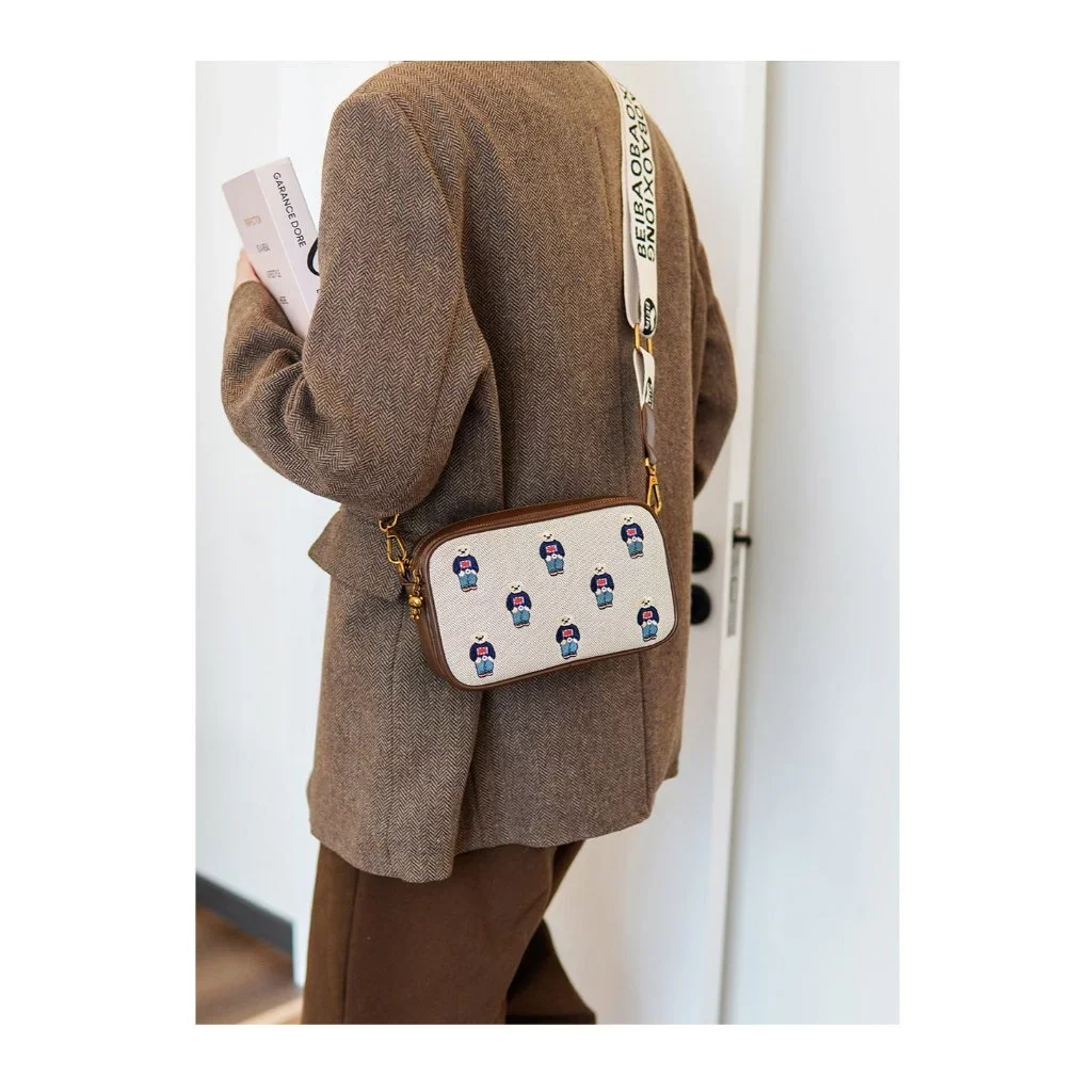 Túi xách nữ ERANGBEAR thêu gấu Double Zips nhỏ xinh tiện dụng TX092