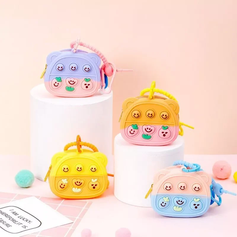 Móc khoá hình dễ thương kiểu ví đựng tiền lẻ,tai nghe,hình dễ thương (PK433)