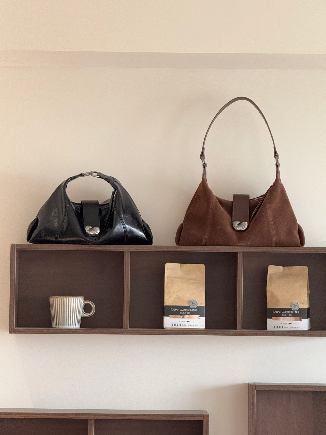 Túi nữ MICOCAH Freya đeo vai retro cá tính M618 Tina Shop