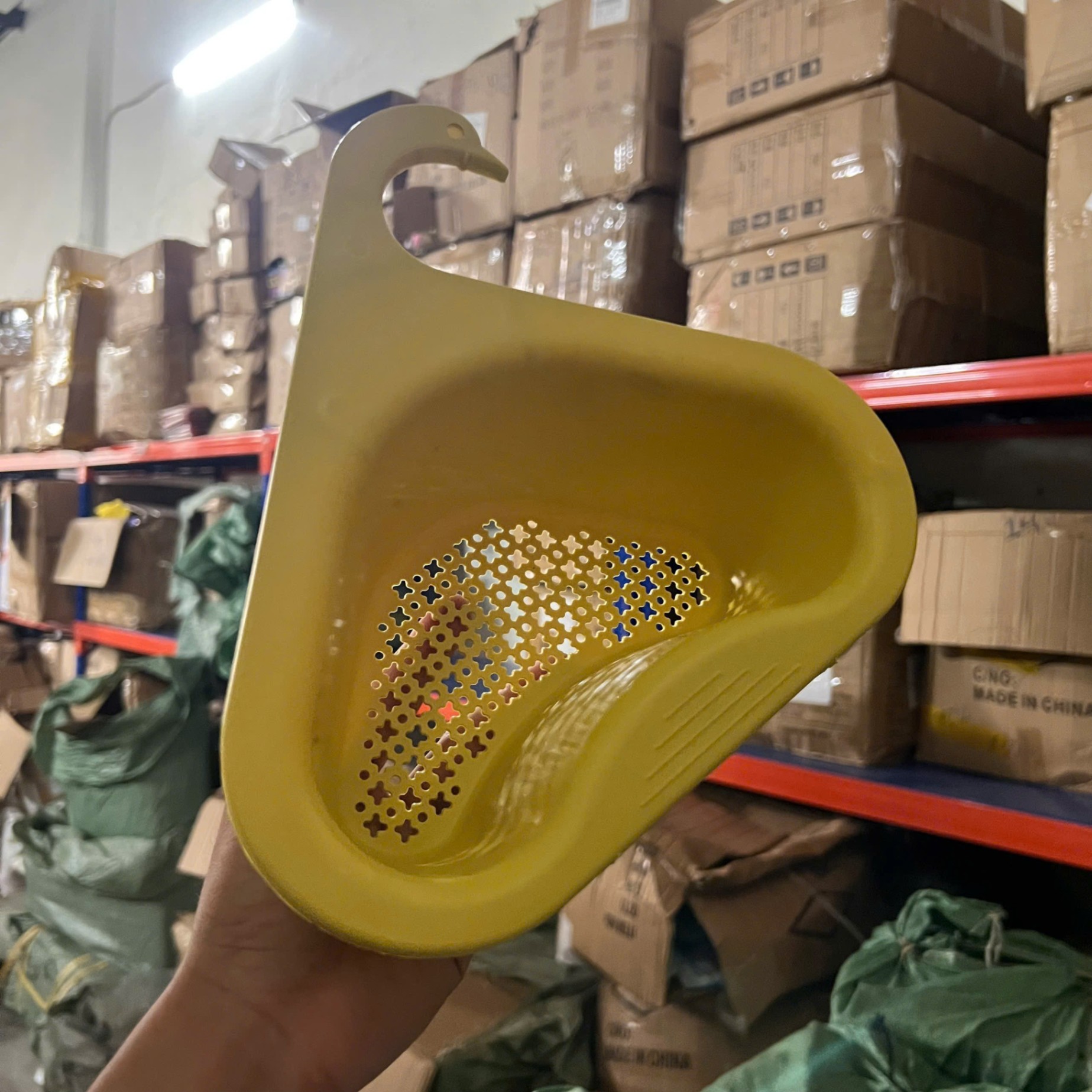 Khay Lọc Rác Bồn Rửa Chén Thiên Nga - Rổ Nhựa Gắn Bồn Rửa Chén - Khay Thiên Nga - Giá Sỉ