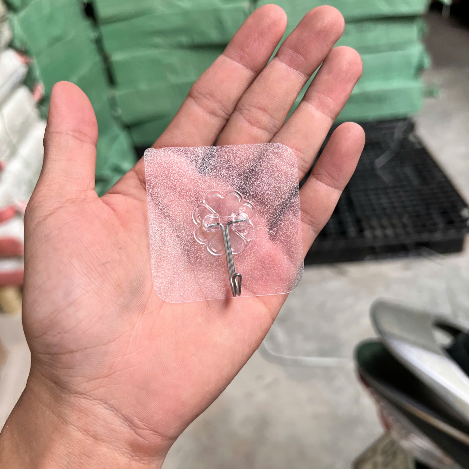 Móc Dán Tường Siêu Dính Trong Suốt Móc Dán Tường Chịu Lực Tốt Treo Tường Chắc Chắn 6x6 cm - Móc Dán Trong Siêu Dính - Giá Sỉ